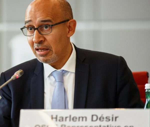 Future Thinking: Harlem Désir on Freedom of Expression Online Thumbnail