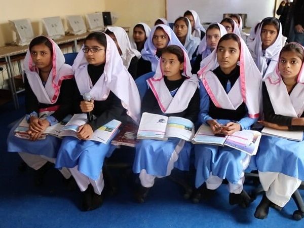 New Case Study: The Impact of a Community Network on Improving Education in Pakistan Thumbnail New Case Study: The Impact of a Community Network on Improving Education in Pakistan Thumbnail